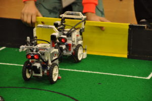 サッカーロボット
